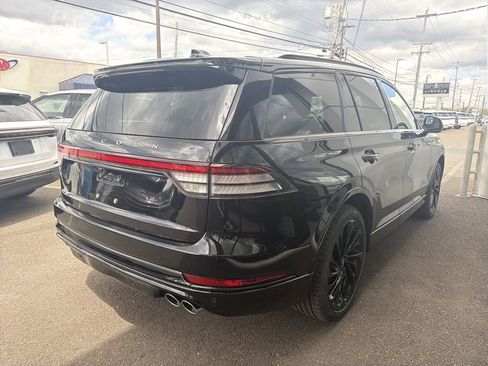 New 2026 Lincoln Aviator Reserve image 3