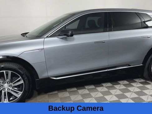 Used 2024 Cadillac Lyriq Luxury RWD image 9