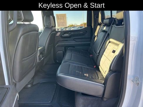 Used 2023 GMC Sierra 1500 AT4X image 22