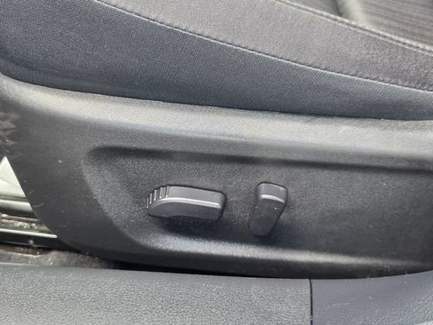 Used 2025 Nissan Altima 2.5 SV FWD image 21