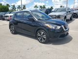 Used 2020 Nissan Kicks SV image 3