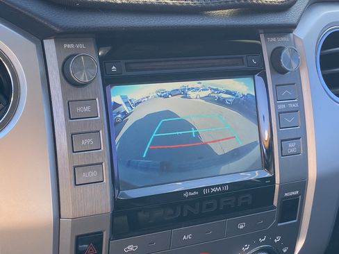 Used 2017 Toyota Tundra SR5 image 7