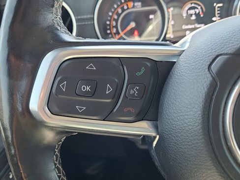 Used 2020 Jeep Wrangler Unlimited Sahara AWD/4WD image 26