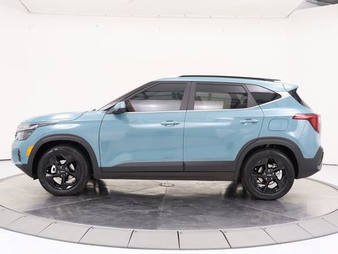 Used 2026 Kia Seltos EX w/ EX Sunroof Package image 2