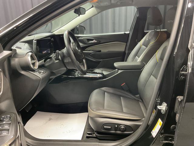 Used 2024 Chevrolet Trax ACTIV FWD image 7