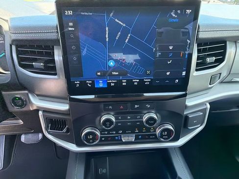 Used 2024 Ford Expedition Max XLT AWD/4WD image 30