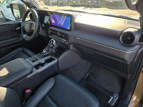 Used 2024 Toyota Land Cruiser image 9