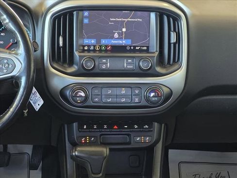 Used 2019 Chevrolet Colorado ZR2 image 16