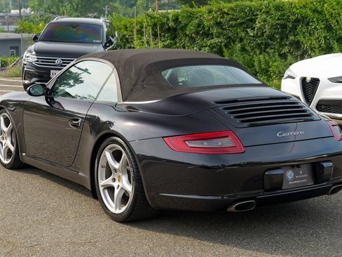 Used 2006 Porsche 911 Carrera RWD image 6
