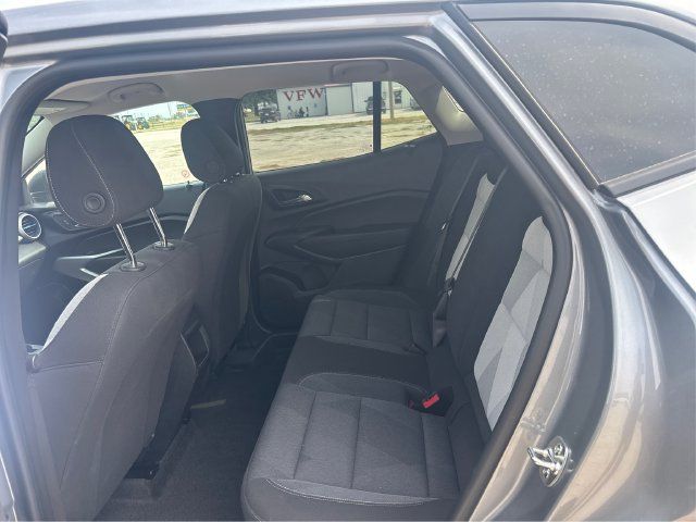 Used 2026 Chevrolet Trax LS FWD image 10
