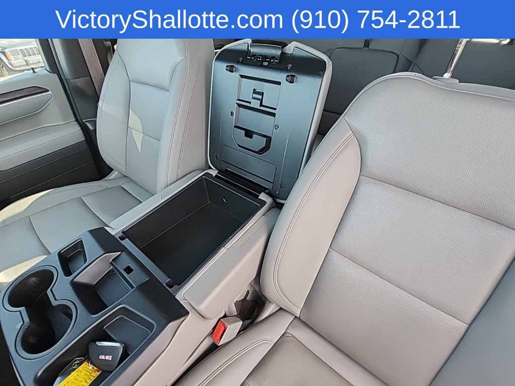 Used 2025 GMC Sierra 1500 SLT AWD/4WD image 26