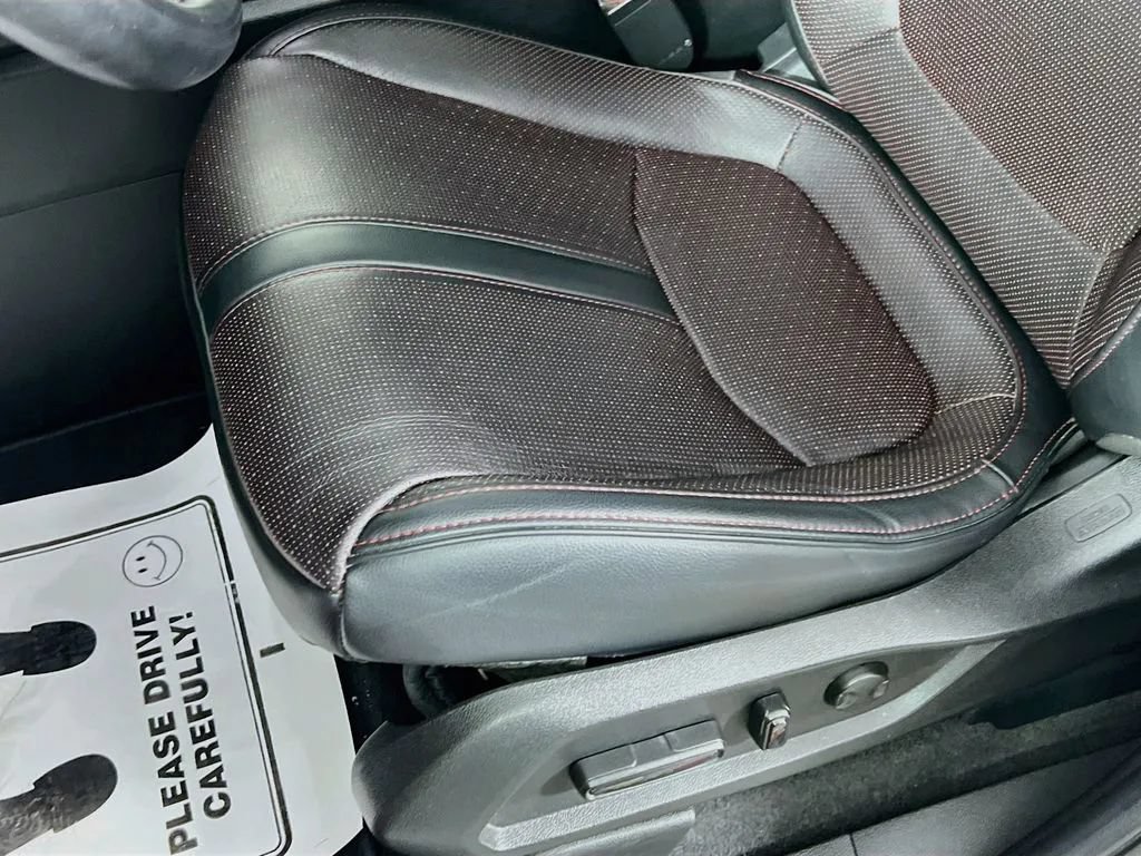 Used 2025 Honda Pilot Black Edition image 20