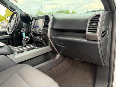 Used 2019 Ford F150 XLT w/ Equipment Group 302A Luxury AWD/4WD image 12