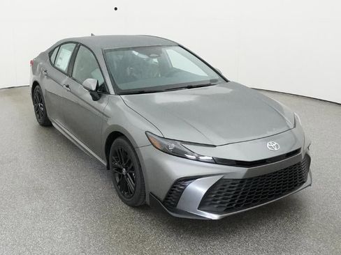 New 2026 Toyota Camry SE FWD image 14