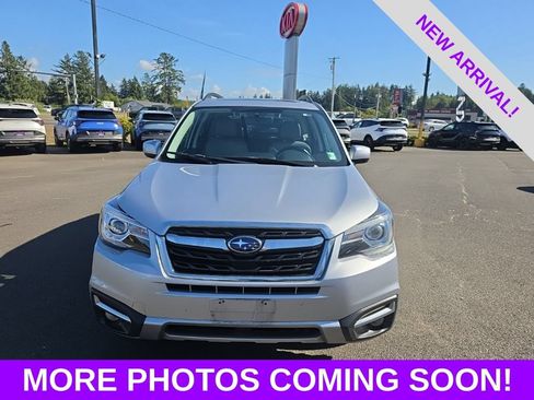 Used 2017 Subaru Forester 2.5i Limited AWD/4WD image 9