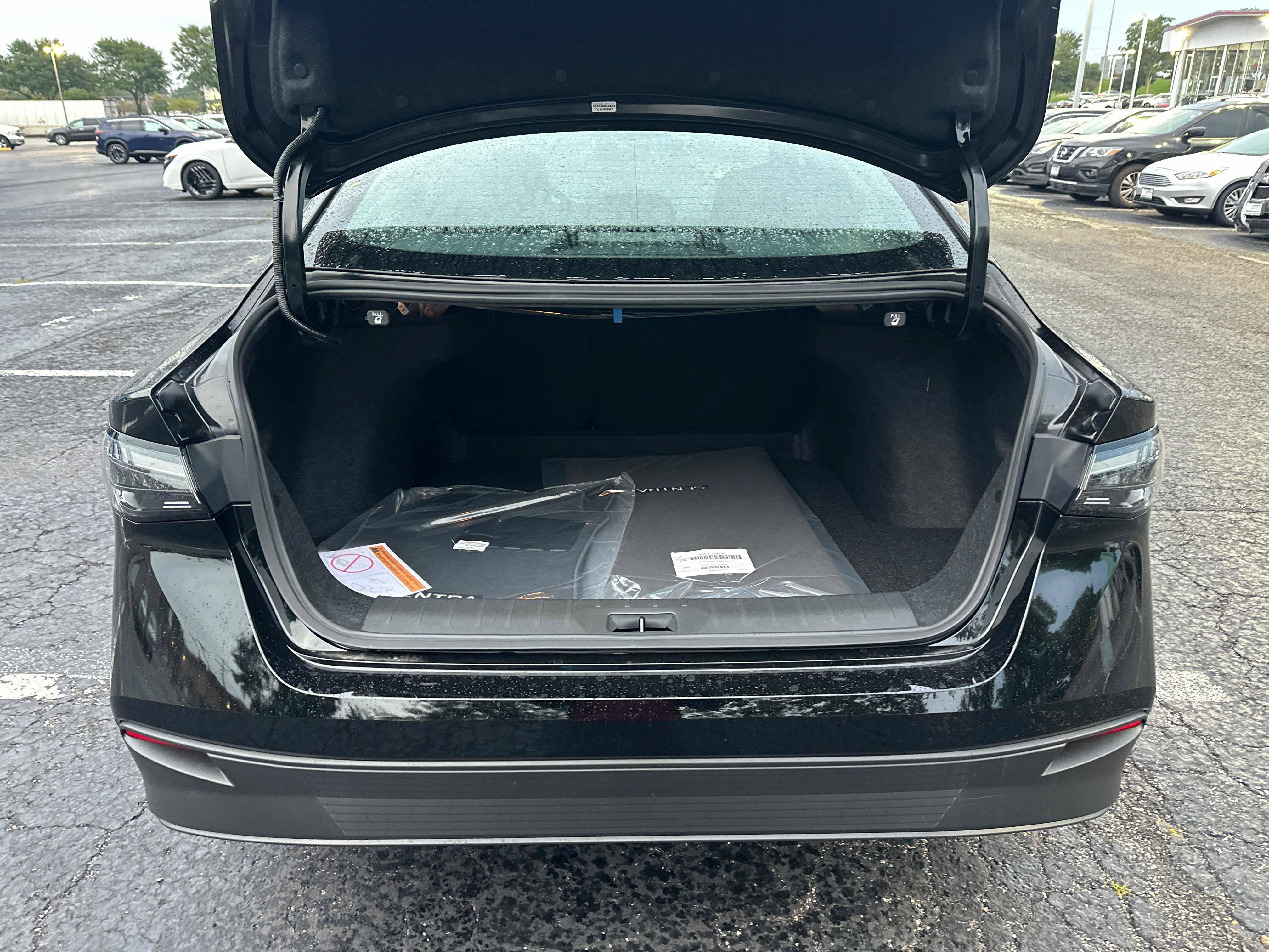 New 2027 Nissan Sentra SV w/ Floor Mat Package FWD image 15