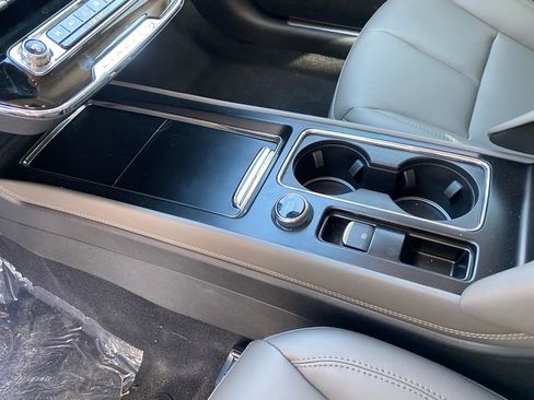 New 2026 Lincoln Corsair Premiere image 30