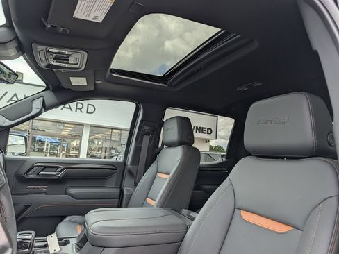 New 2026 GMC Sierra 1500 AT4 w/ AT4 Premium Package AWD/4WD image 26