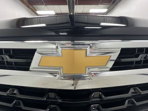 Certified 2024 Chevrolet Silverado 1500 LT w/ Z71 Off-Road Package image 30