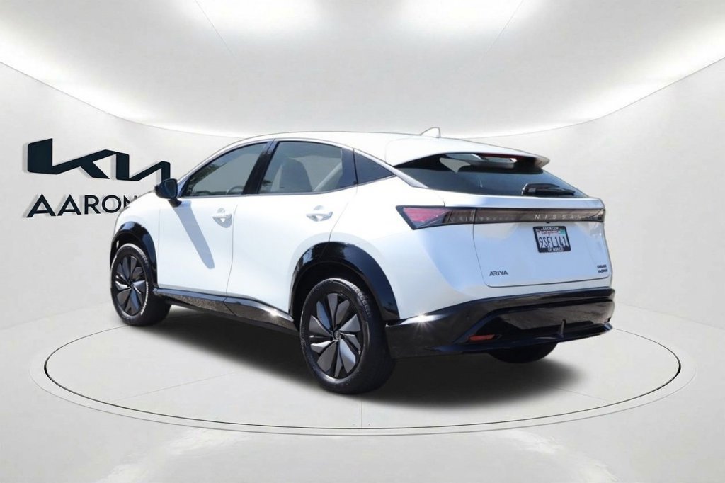 Used 2024 Nissan Ariya AWD image 7