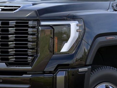 New 2026 GMC Sierra 3500 Denali Ultimate AWD/4WD image 10