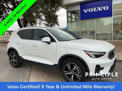 Certified 2025 Volvo XC40 B5 Core