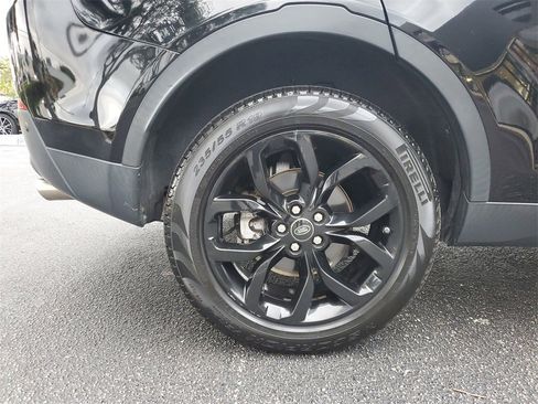 Used 2017 Land Rover Discovery Sport HSE image 7