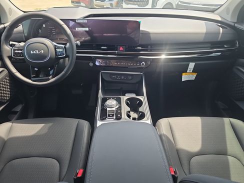 New 2026 Kia Carnival SX Prestige FWD image 13