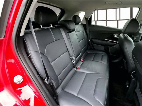 Used 2018 Kia Niro EX w/ EX Premium Package image 25