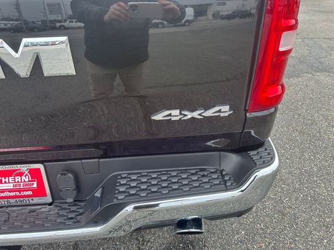 Used 2025 RAM 1500 Big Horn image 21