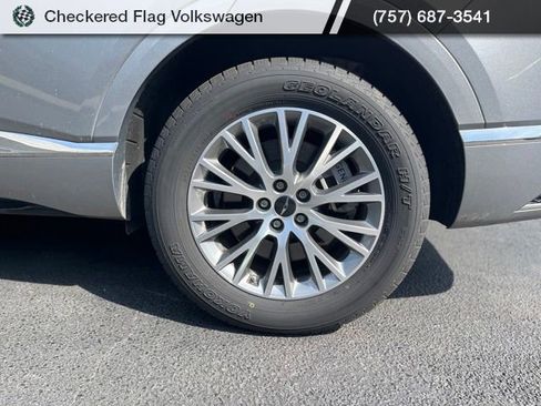 Used 2025 Genesis GV80 2.5T Standard image 7