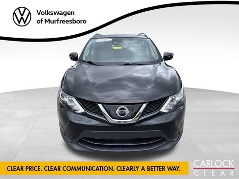 Used 2019 Nissan Rogue Sport SV FWD image 3