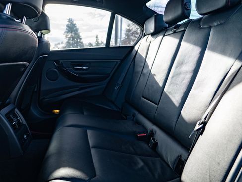 Used 2013 BMW 328i xDrive Sedan image 24