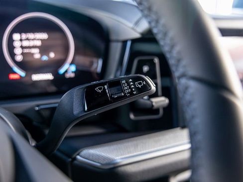 New 2026 Porsche Cayenne S image 34