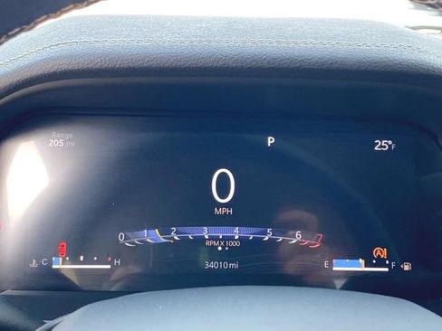 Used 2021 Jeep Grand Cherokee L Limited w/ Luxury Tech Group II image 11