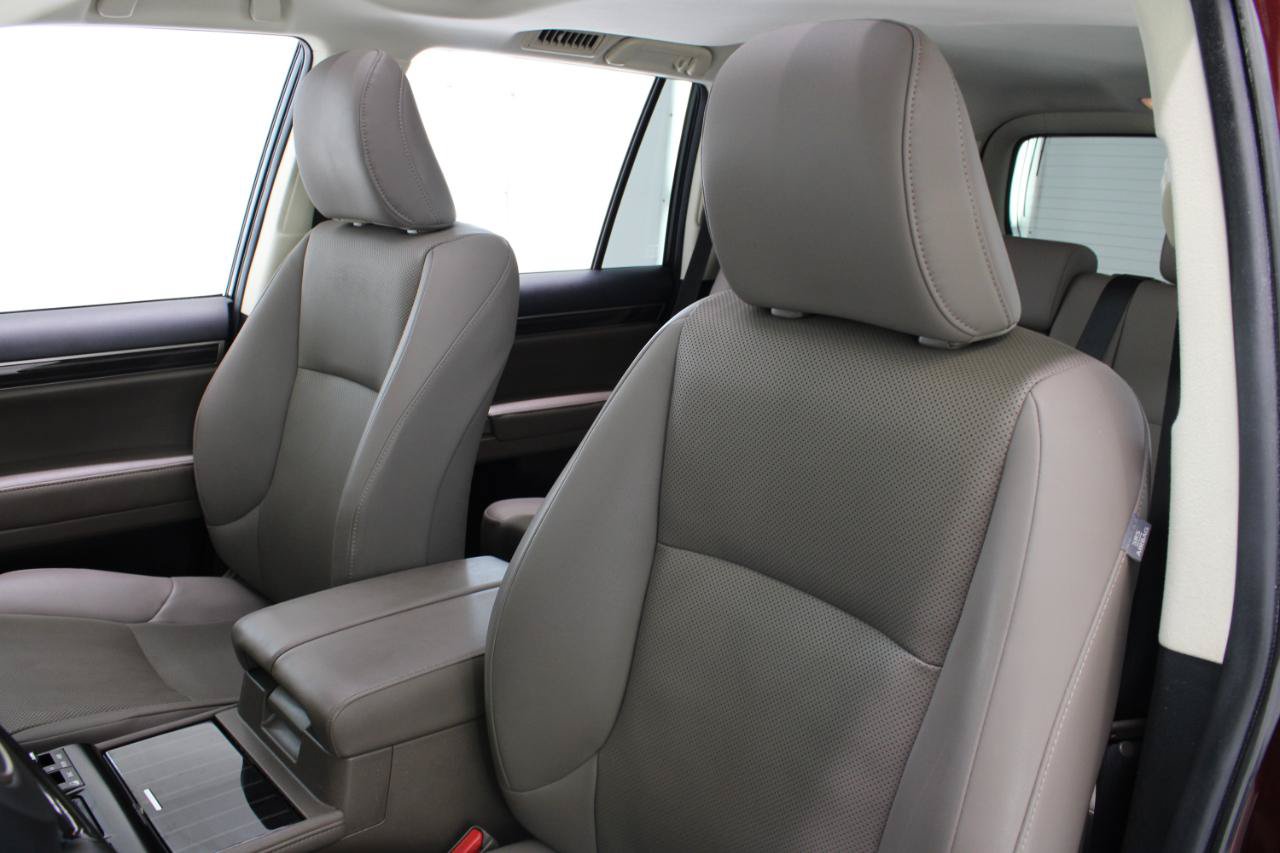 Used 2020 Lexus GX 460 Premium w/ Premium Package AWD/4WD image 32