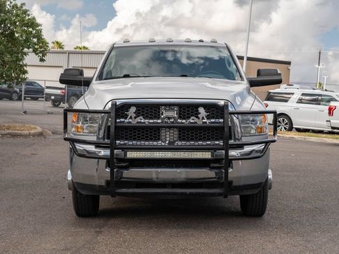 Used 2015 RAM 3500 Tradesman w/ Chrome Appearance Group AWD/4WD image 2