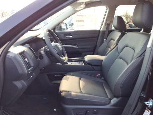 New 2026 Nissan Pathfinder SL image 26