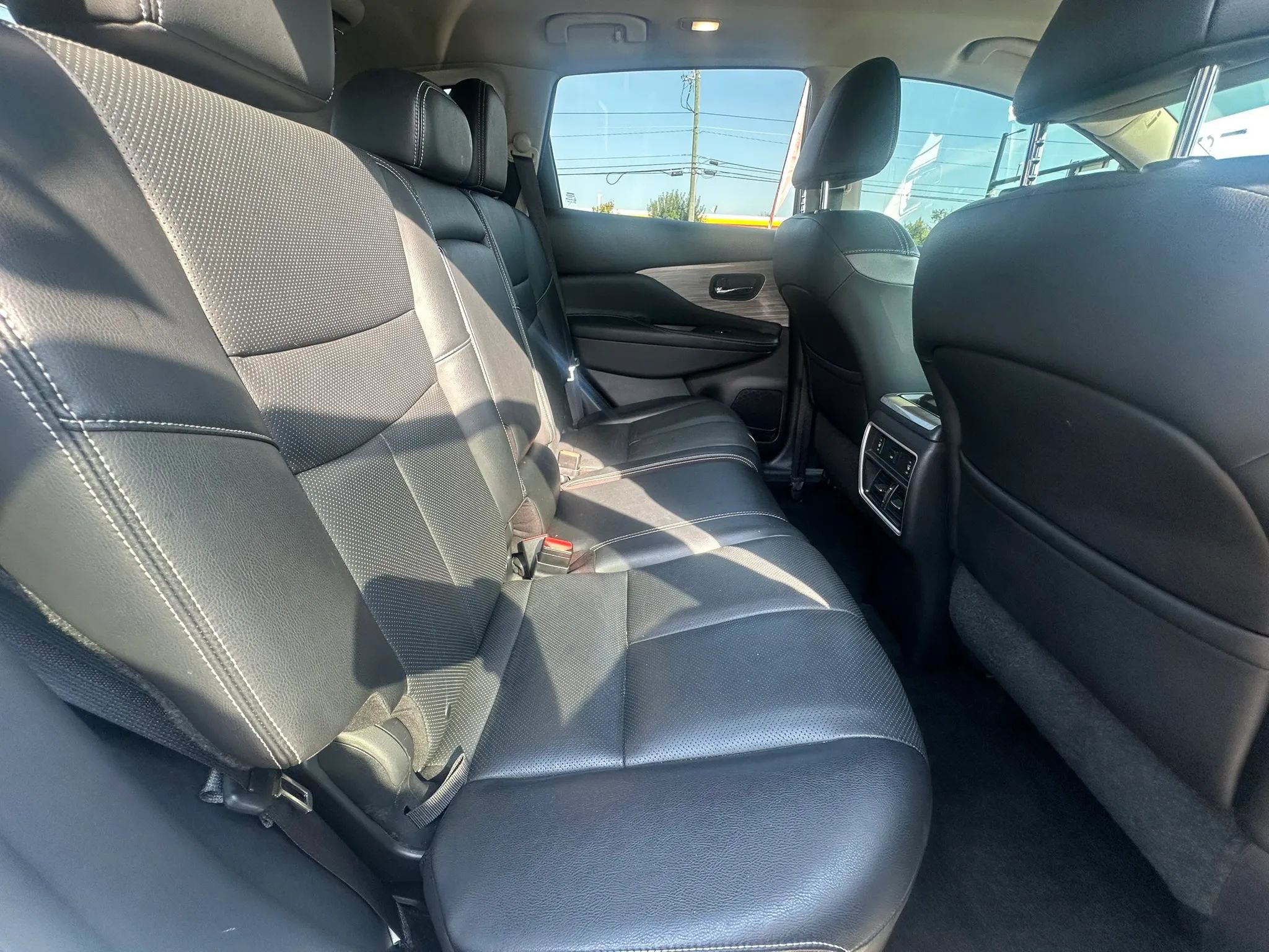 Used 2016 Nissan Murano Platinum w/ Platinum Technology Package AWD/4WD image 24