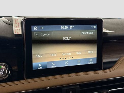 Used 2021 Lincoln Corsair Reserve w/ Equipment Group 201A image 16