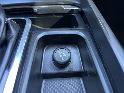 Used 2019 Volvo S60 T6 R-Design image 31