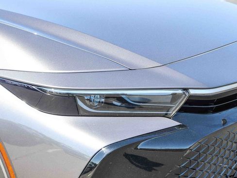 Certified 2023 Toyota Crown AWD/4WD image 12