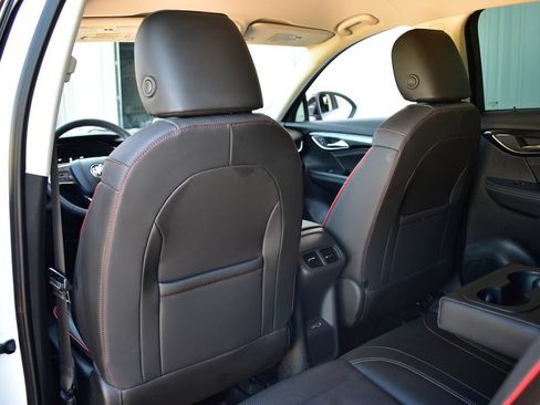 Used 2023 Buick Envision Essence w/ Sport Touring Package FWD image 25