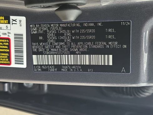 Used 2025 Toyota Highlander XSE image 37