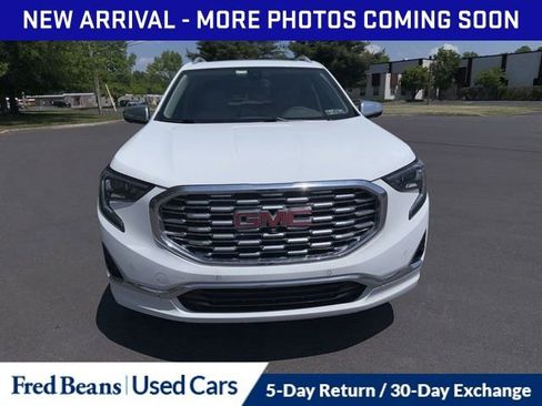 Used 2019 GMC Terrain Denali w/ Advanced Safety Package AWD/4WD image 2
