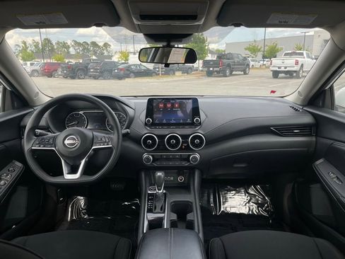 Used 2024 Nissan Sentra SV FWD image 28