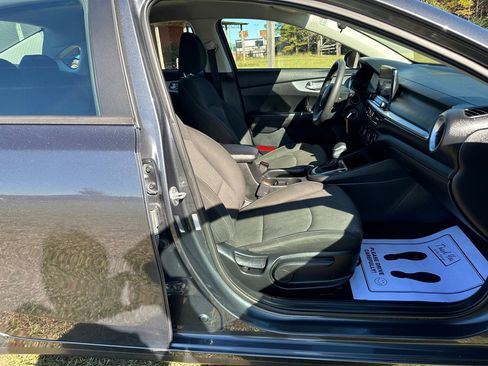 Used 2023 Kia Forte LXS image 16