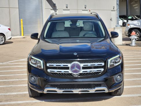 Certified 2022 Mercedes-Benz GLB 250 4MATIC image 5