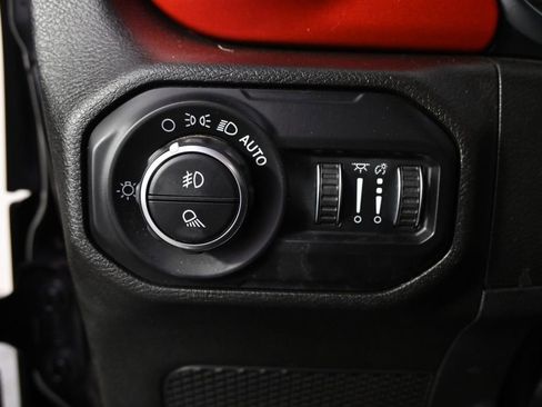 Used 2020 Jeep Gladiator Rubicon image 24