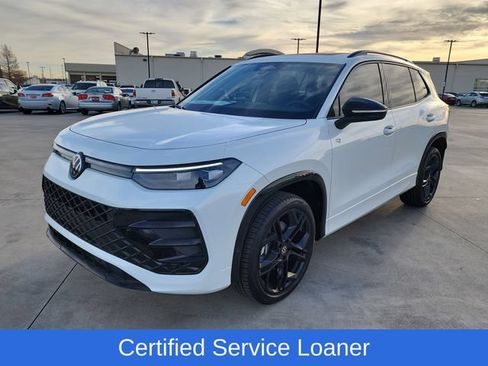 Used 2026 Volkswagen Tiguan SE R-Line AWD/4WD image 8